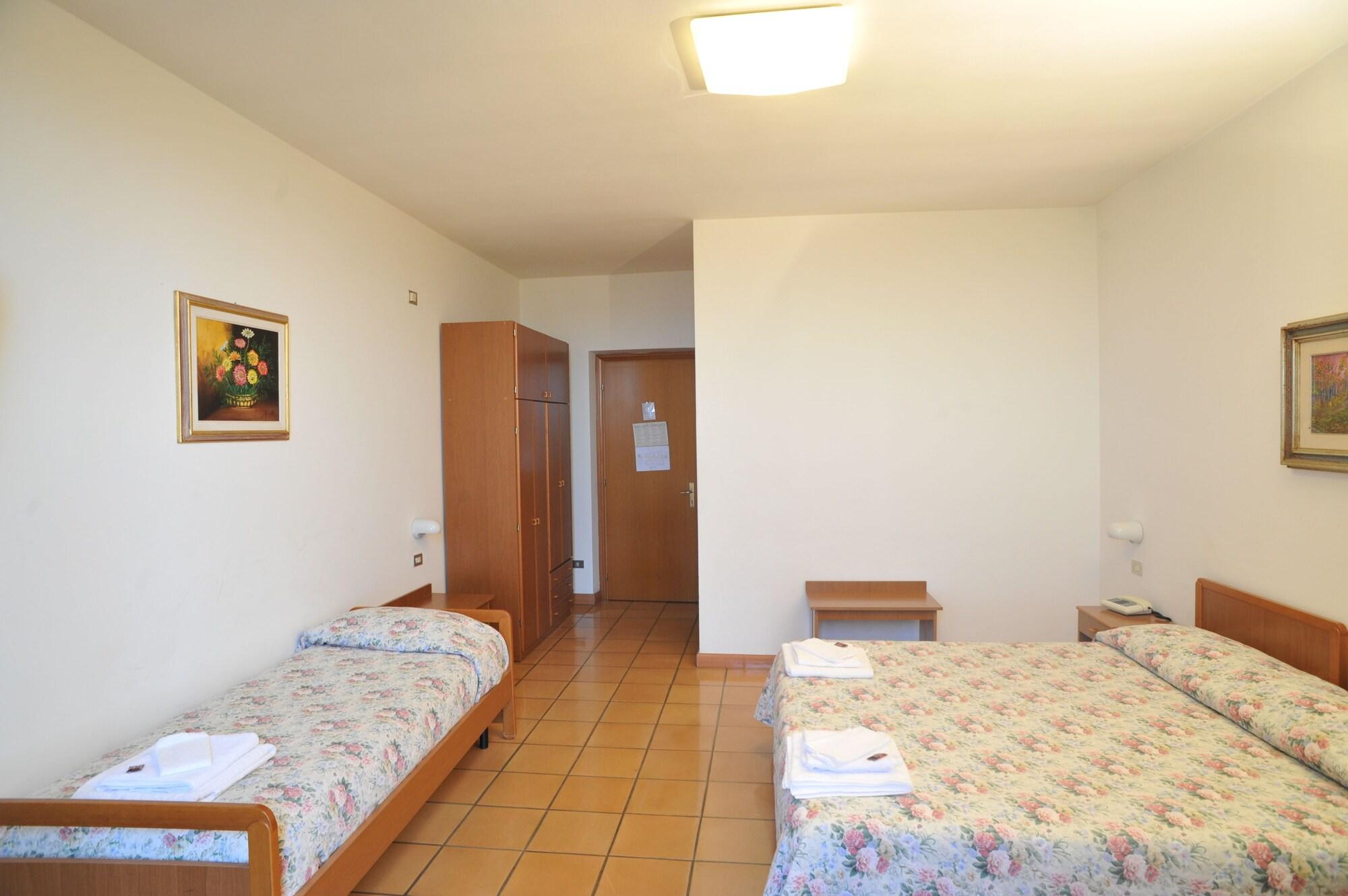 Albergo Ancajani Asís Exterior foto