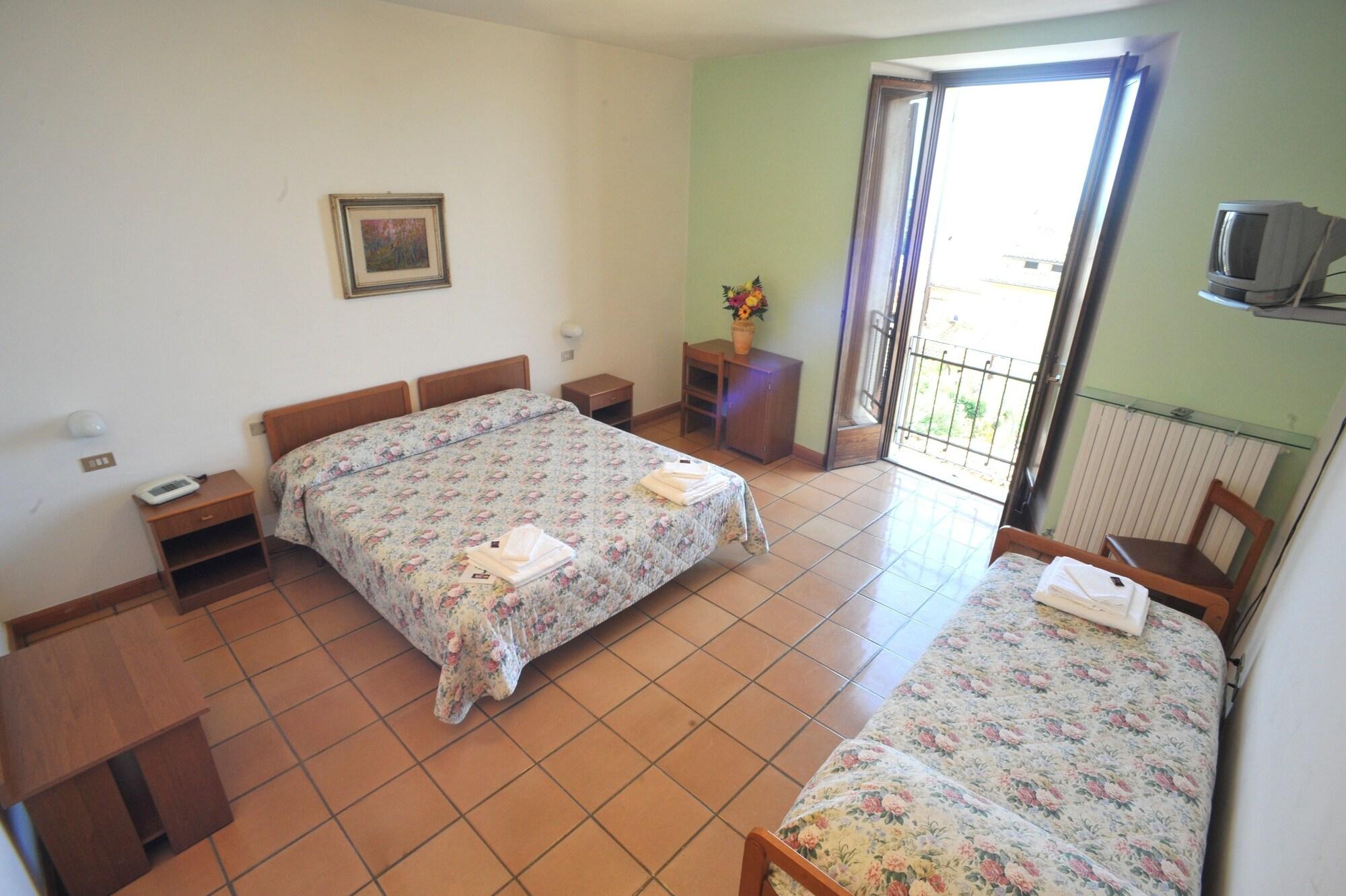 Albergo Ancajani Asís Exterior foto