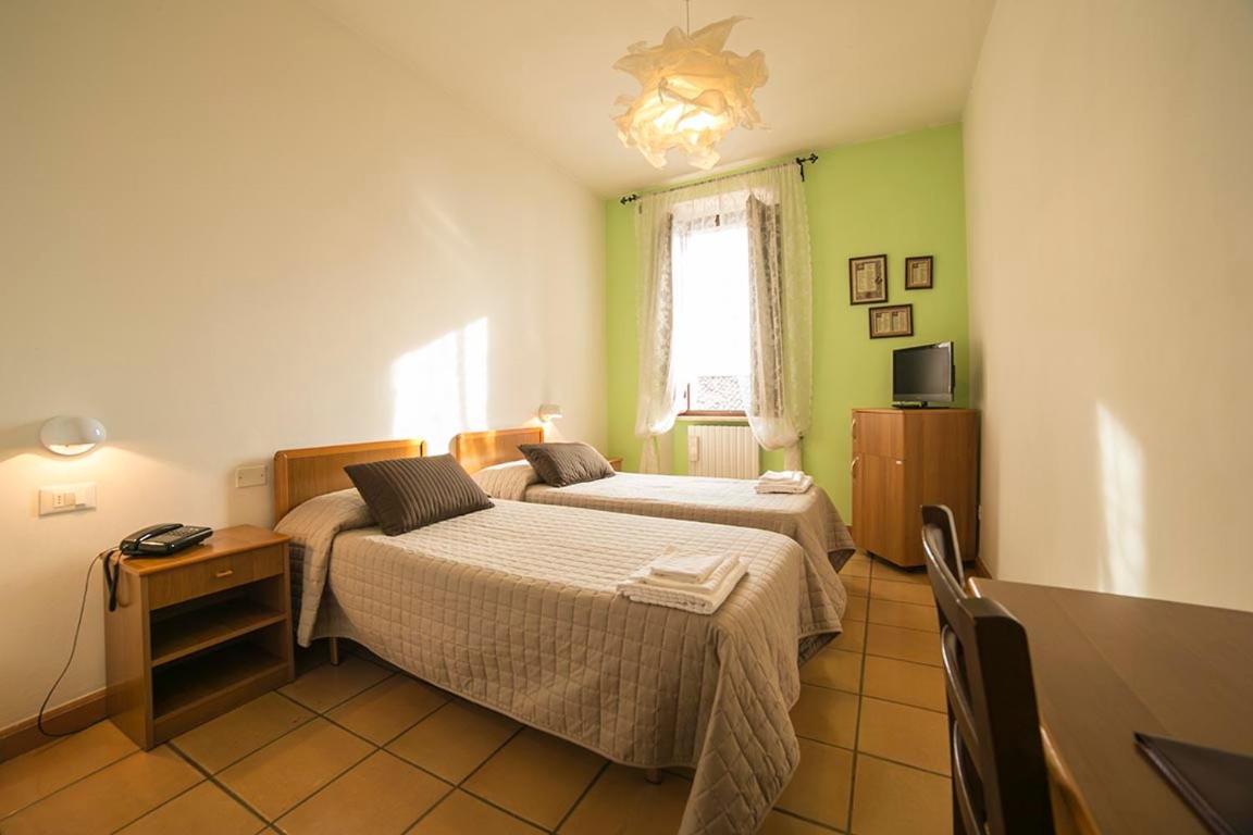 Albergo Ancajani Asís Exterior foto